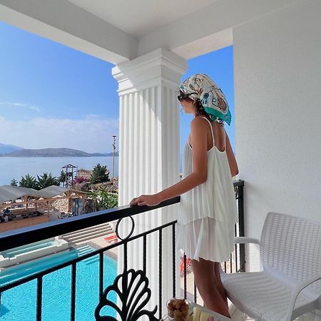 Hotel Vila Kalcuni Sarandë エクステリア 写真